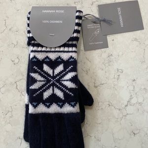 Brand new with tags: Hannah Rose women’s 100% cashmere blue gloves